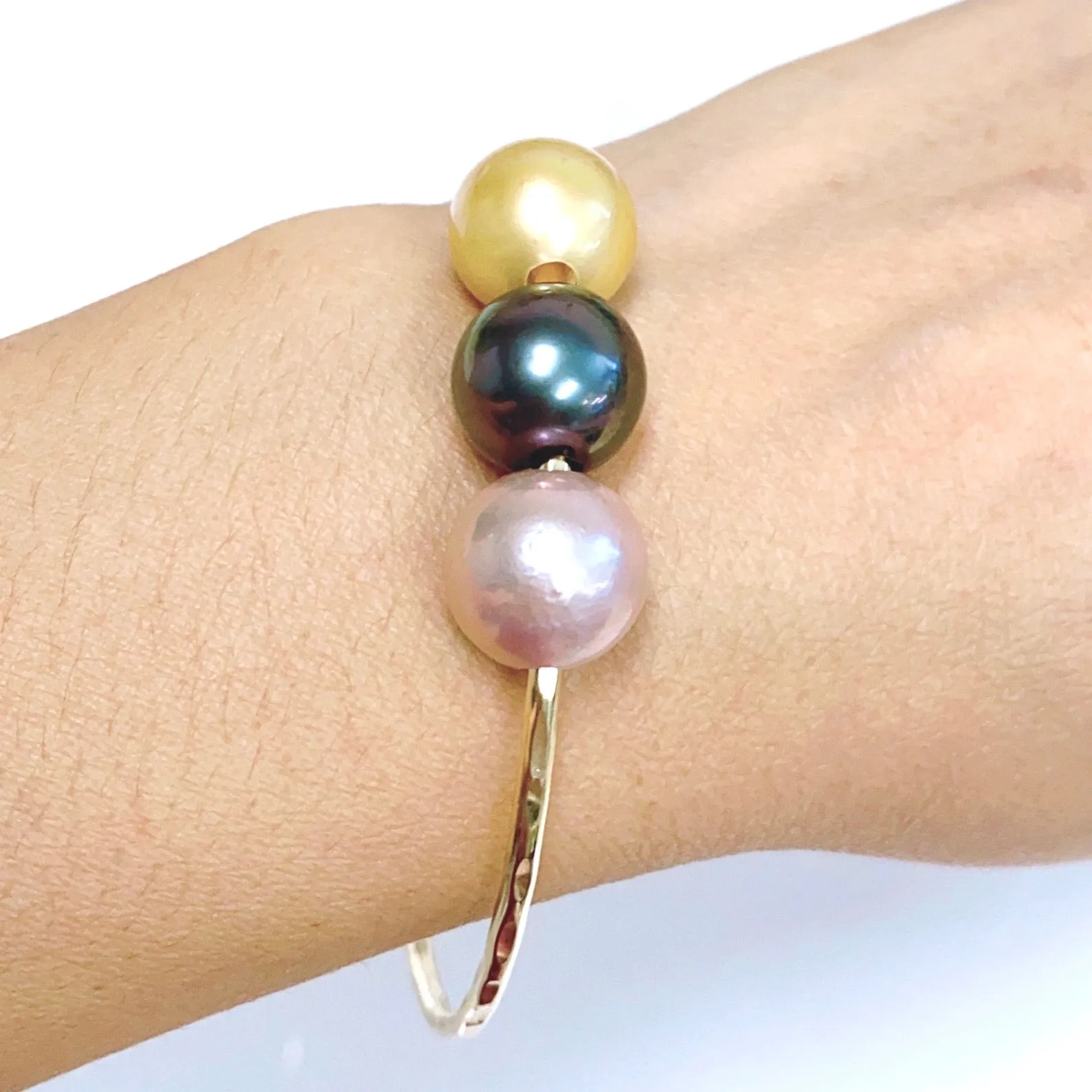 Bangle PAIGE - 11-12mm gold south sea , pink Edison and Tahitian pearl (B460)