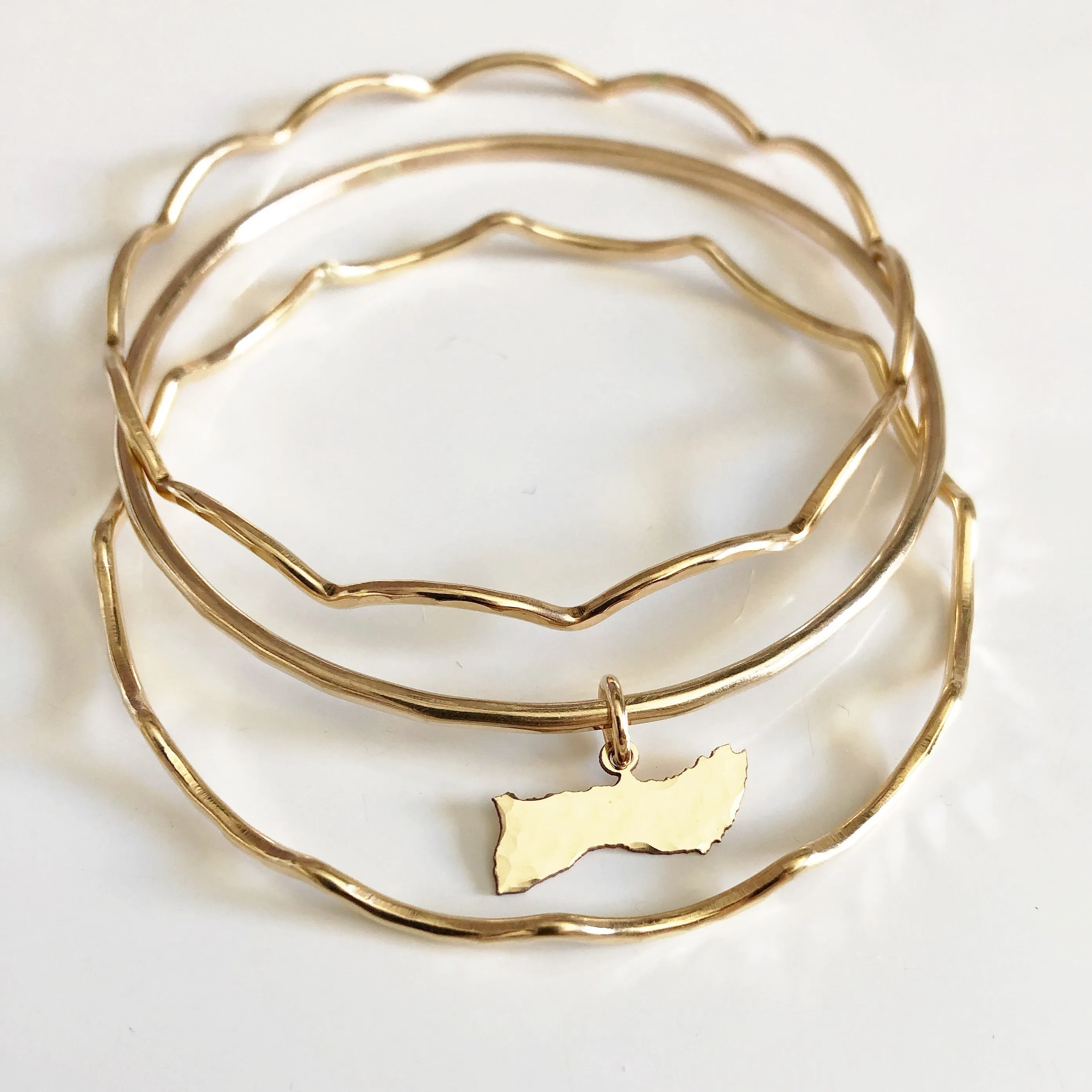 Molokai charm bangle (B424)